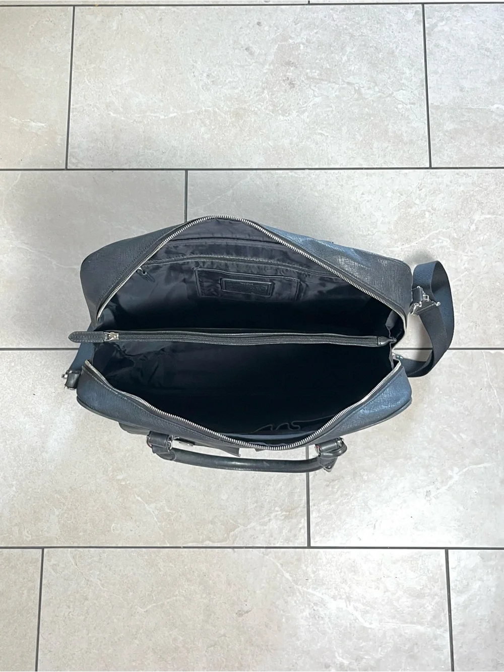 Tumi Black Leather Briefcase Bag (Read First)